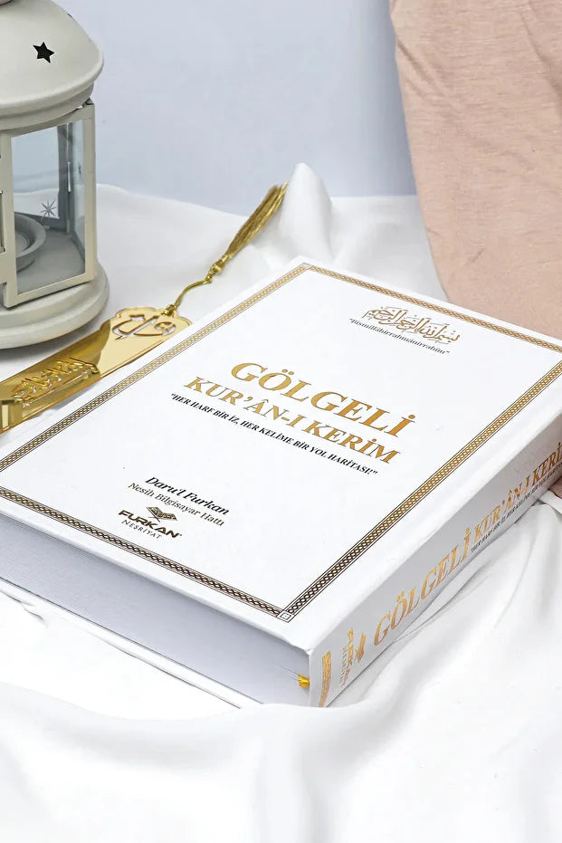 Nurhanem™  – Manevi Dokunuşlar ✨ Gölgeli Kur’an-ı Kerim 📖
